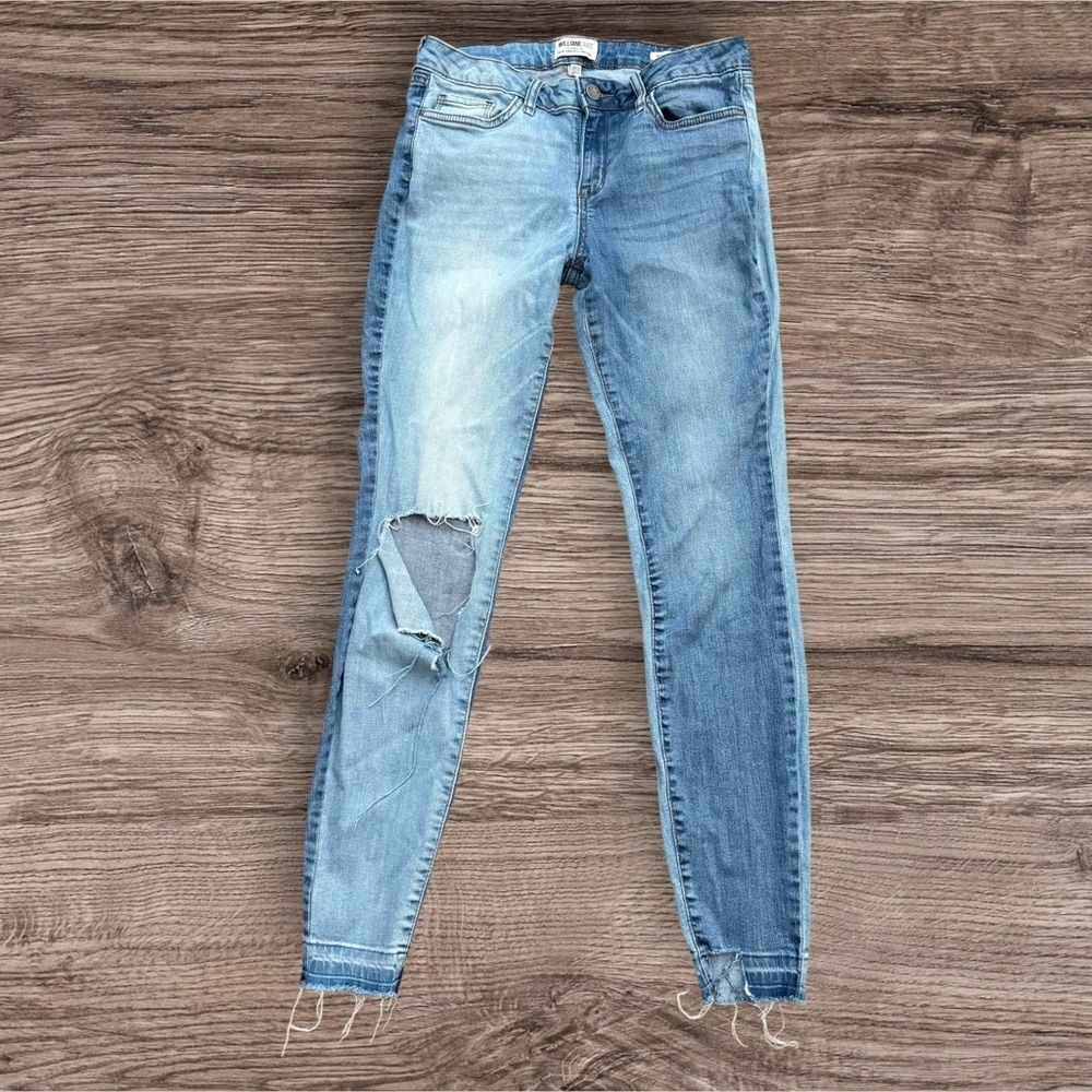 William Rast Perfect Skinny Light Wash Ripped Knee Jeans Size 28